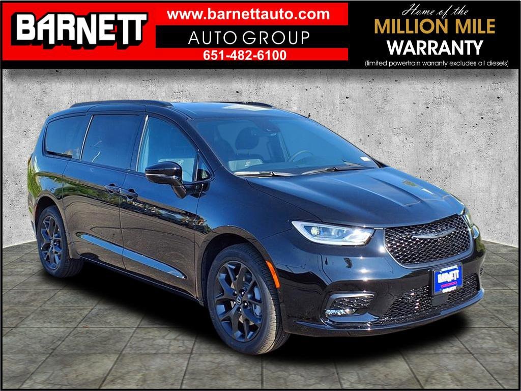New 2026 Chrysler Pacifica SELECT AWD Passenger Van