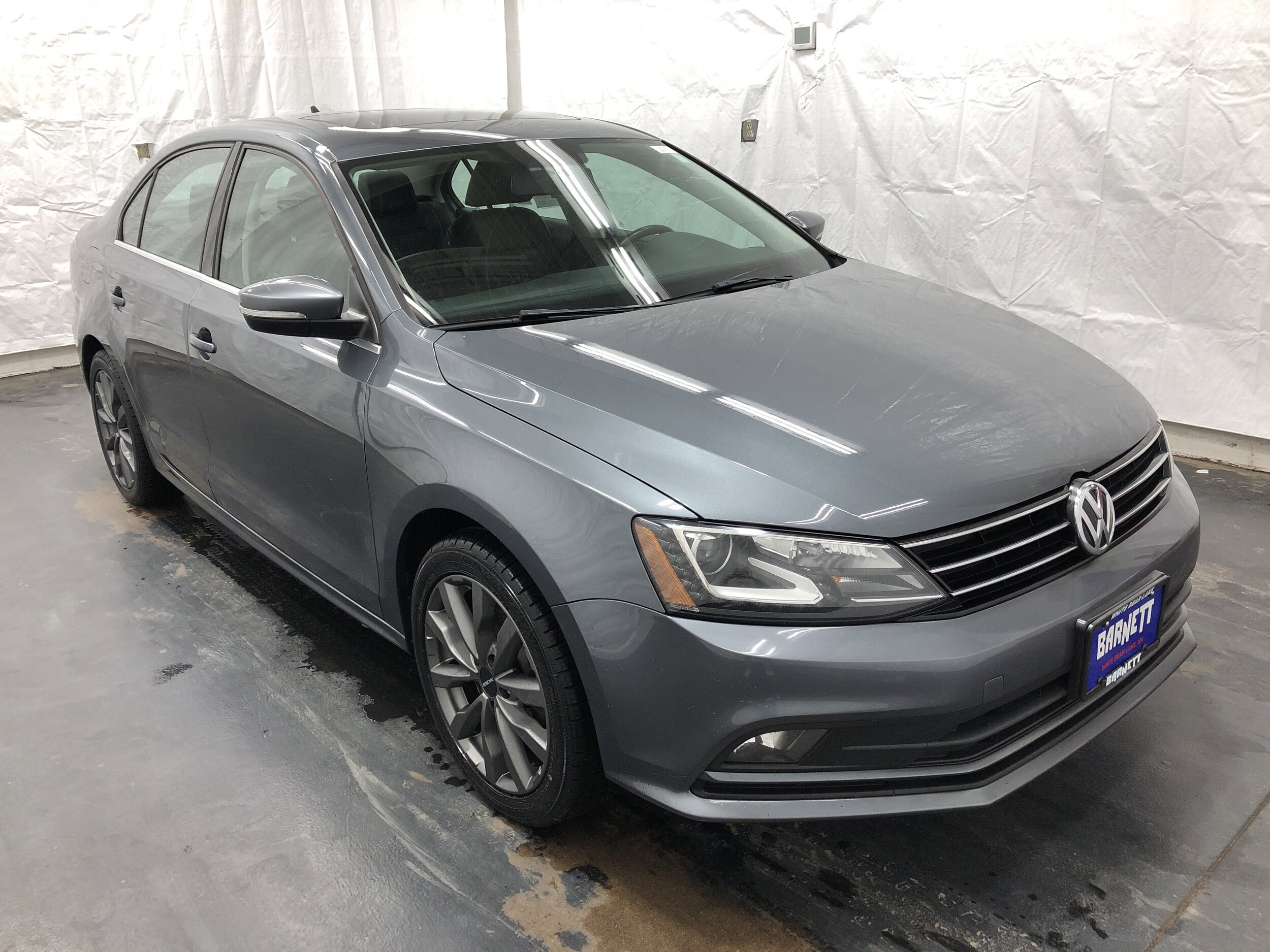 2015 Volkswagen Jetta 1.8T SE photo 2