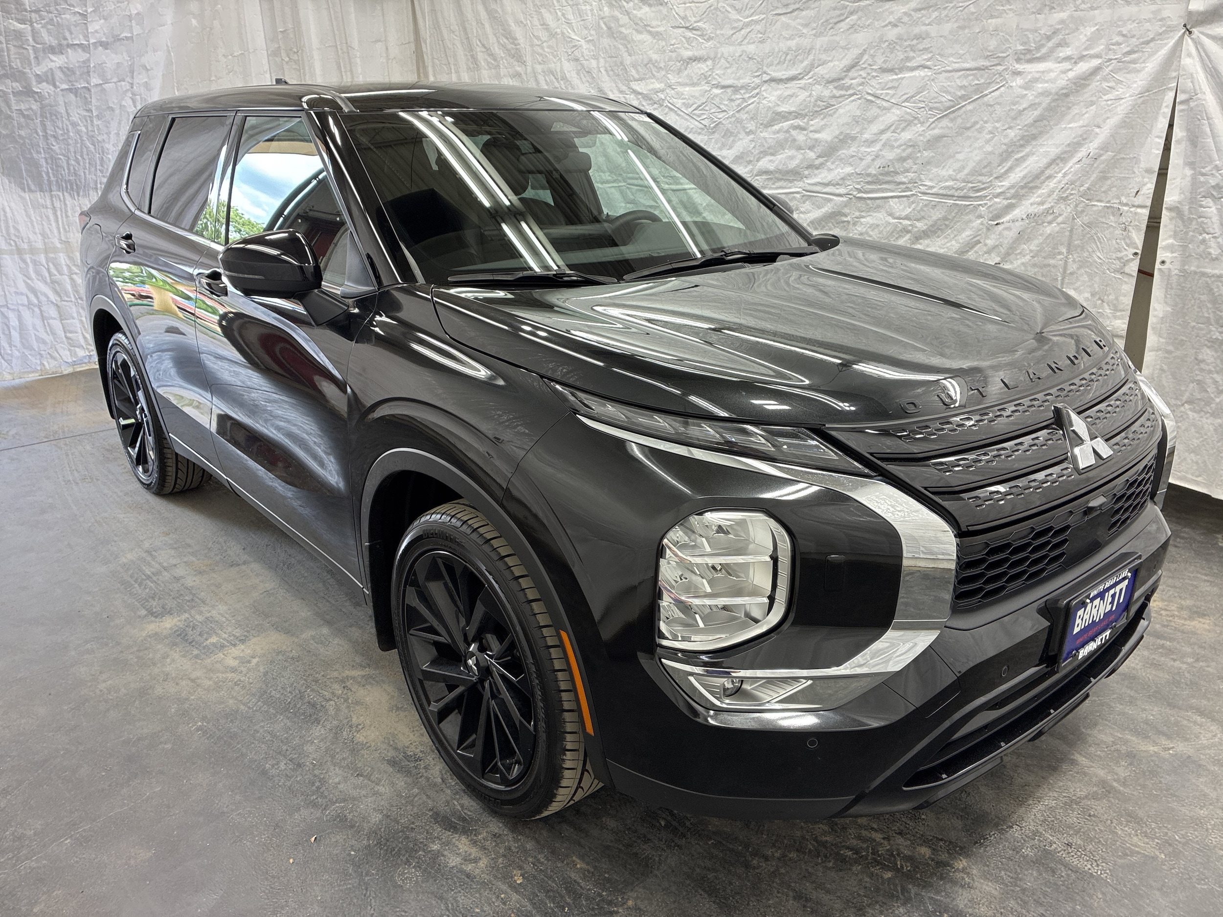 Used 2023 Mitsubishi Outlander SE Black Edition with VIN JA4J4UA8XPZ036136 for sale in White Bear Lake, Minnesota