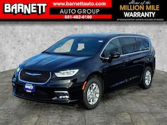 2026 Chrysler Pacifica SELECT Passenger Van