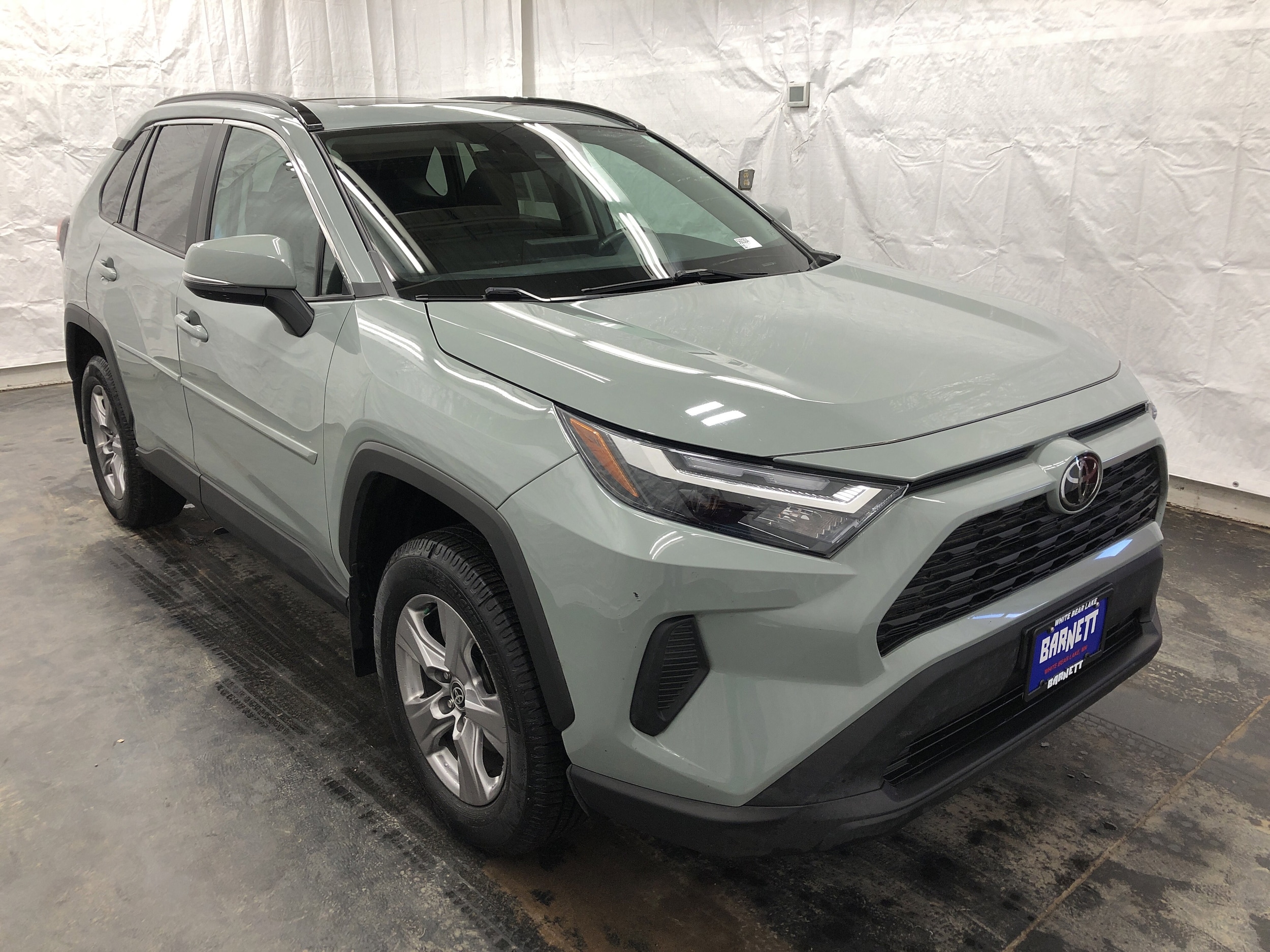 Used 2022 Toyota RAV4 XLE with VIN 2T3P1RFV3NW314618 for sale in White Bear Lake, Minnesota