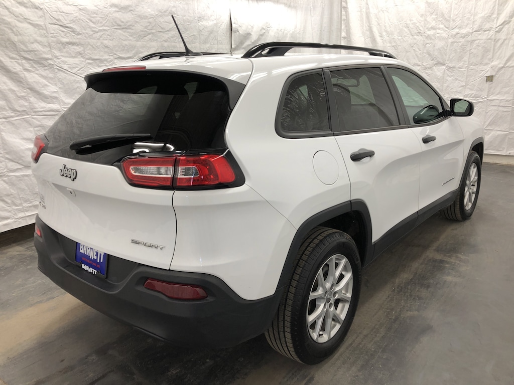 Used 2017 Jeep Cherokee Sport SUV