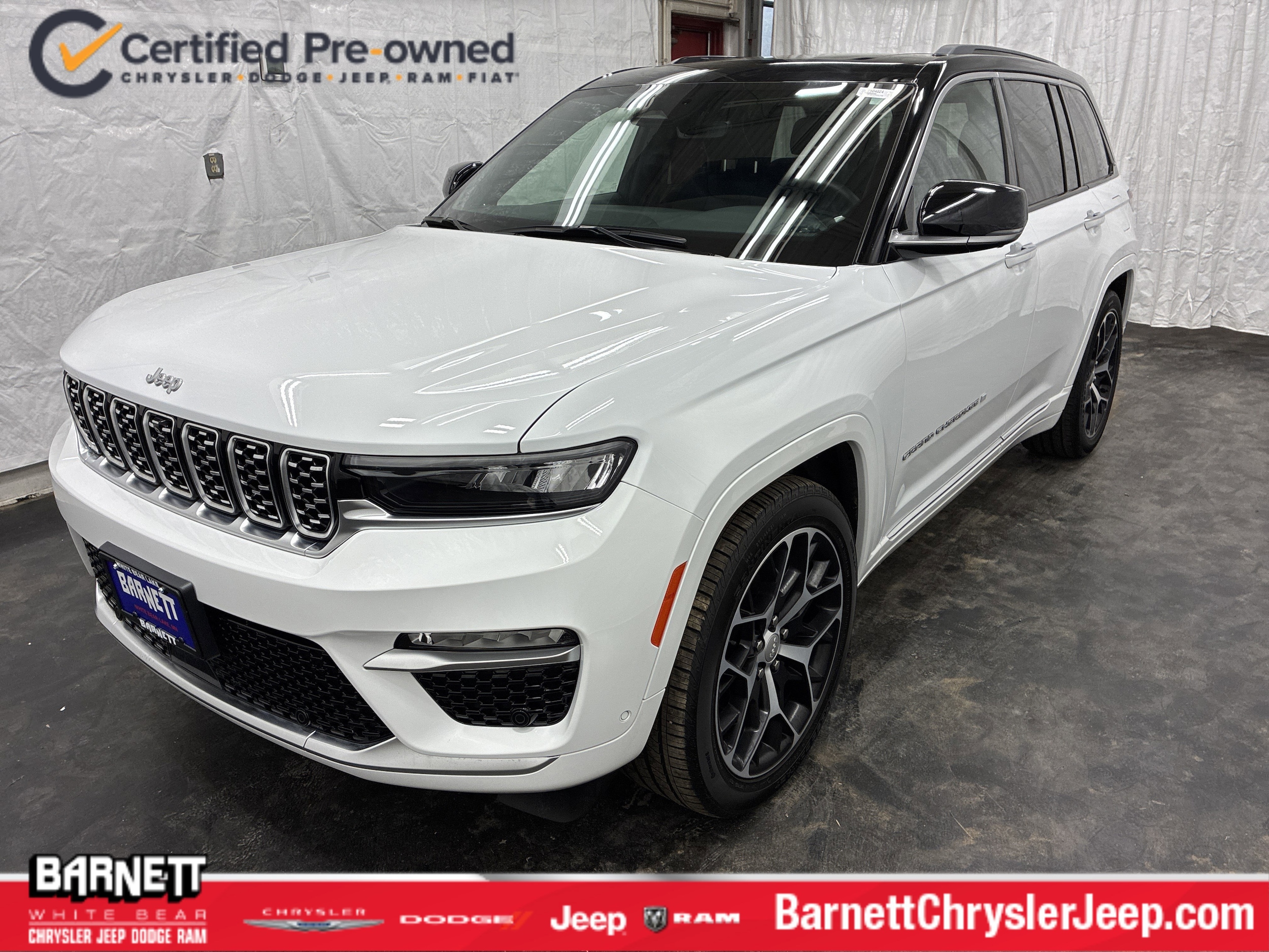 2024 Jeep Grand Cherokee Summit Reserve 4x4's photo