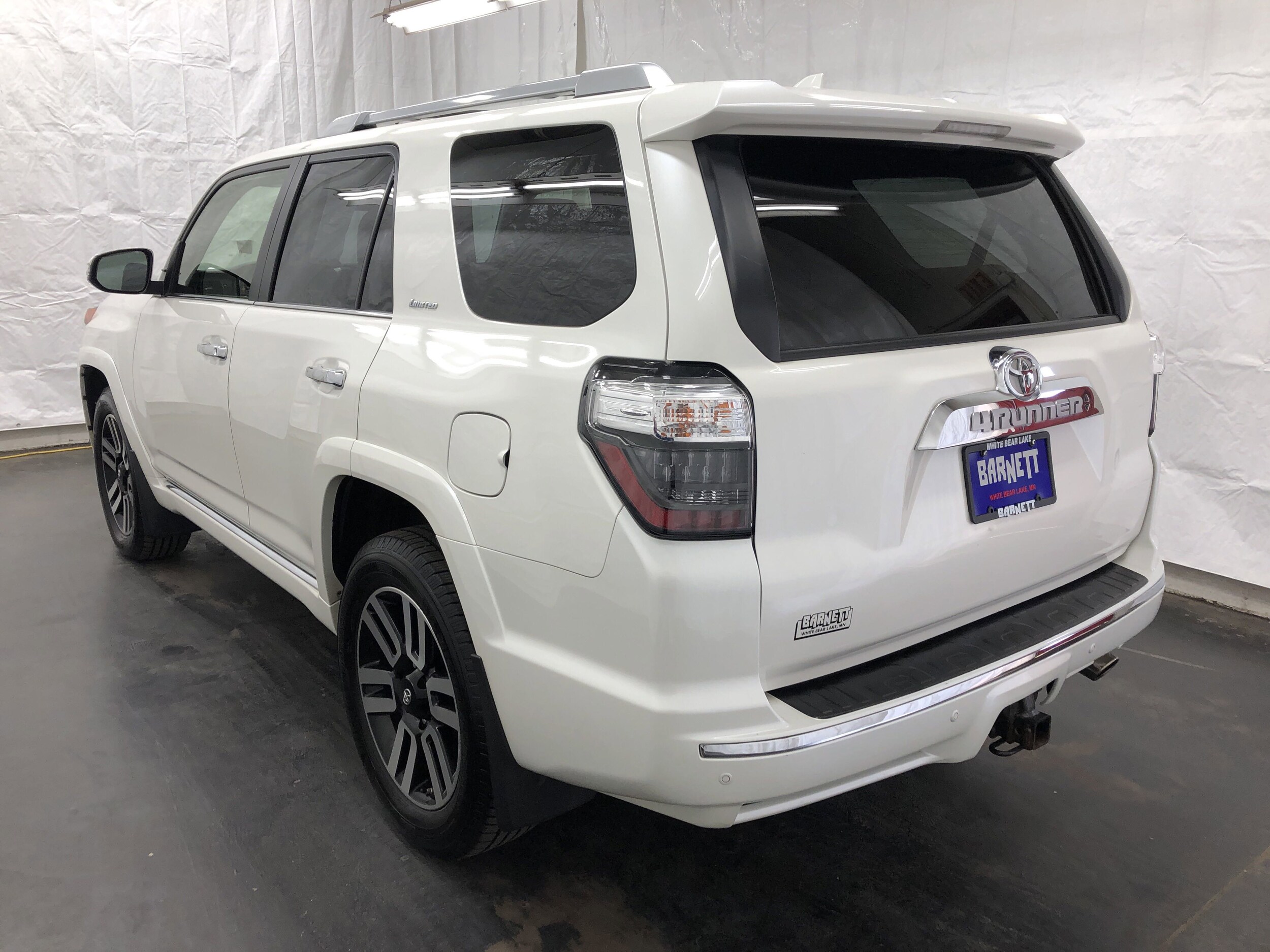 2018 Toyota 4Runner Limited photo 4