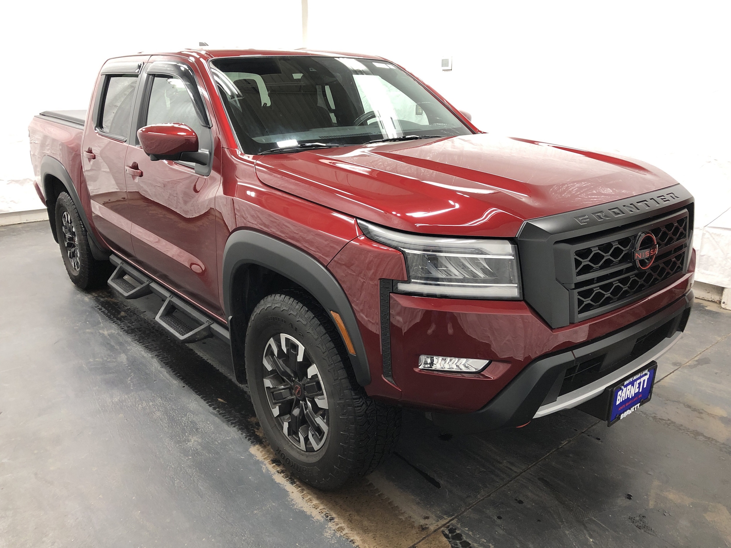 Used 2024 Nissan Frontier PRO-4X with VIN 1N6ED1EK0RN601304 for sale in White Bear Lake, Minnesota