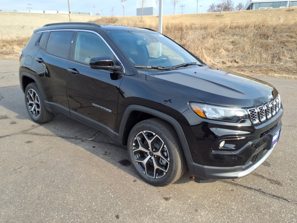 2025 Jeep Compass Limited photo 4