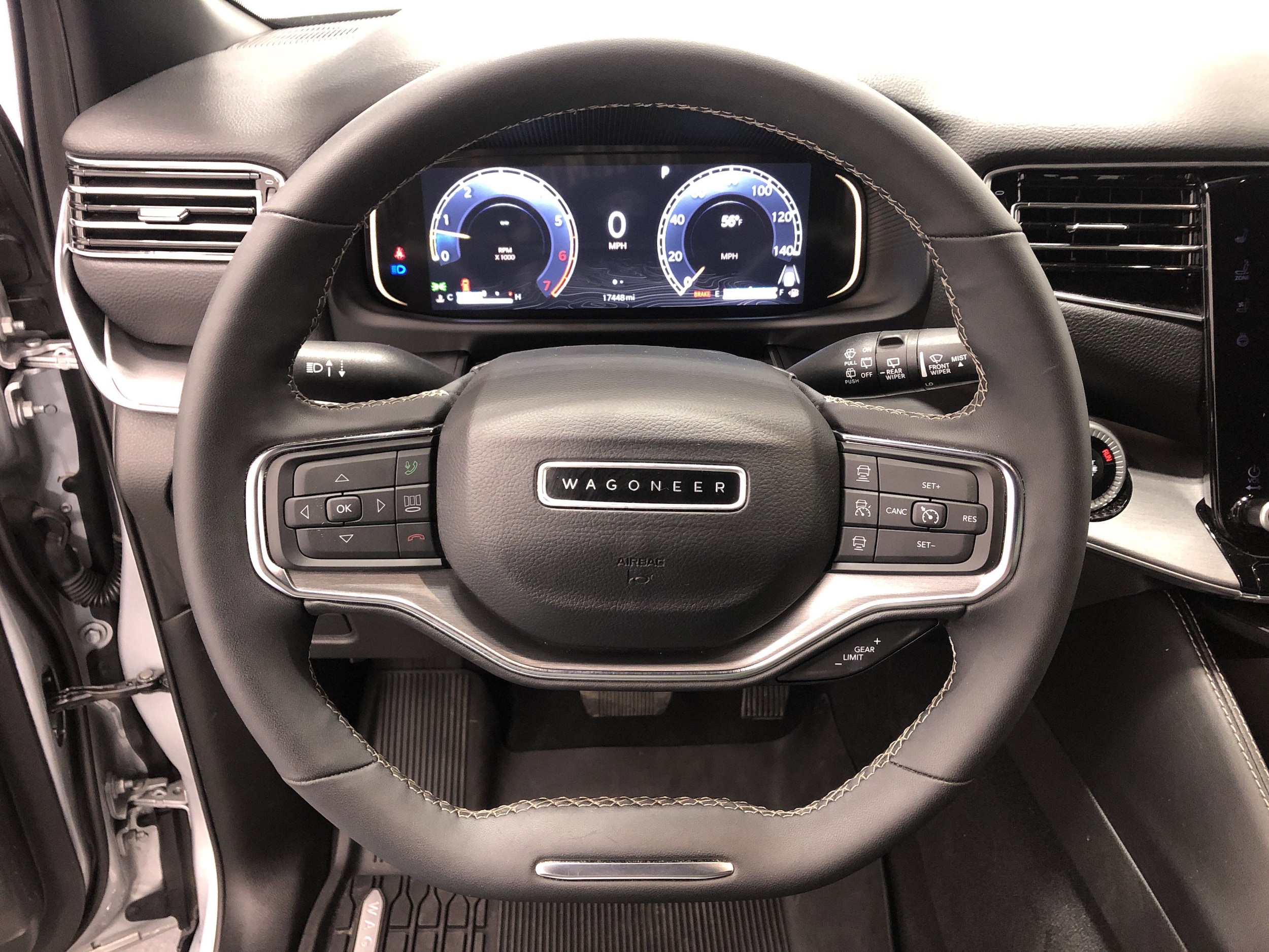 2024 Jeep Wagoneer Series II - Photo 13