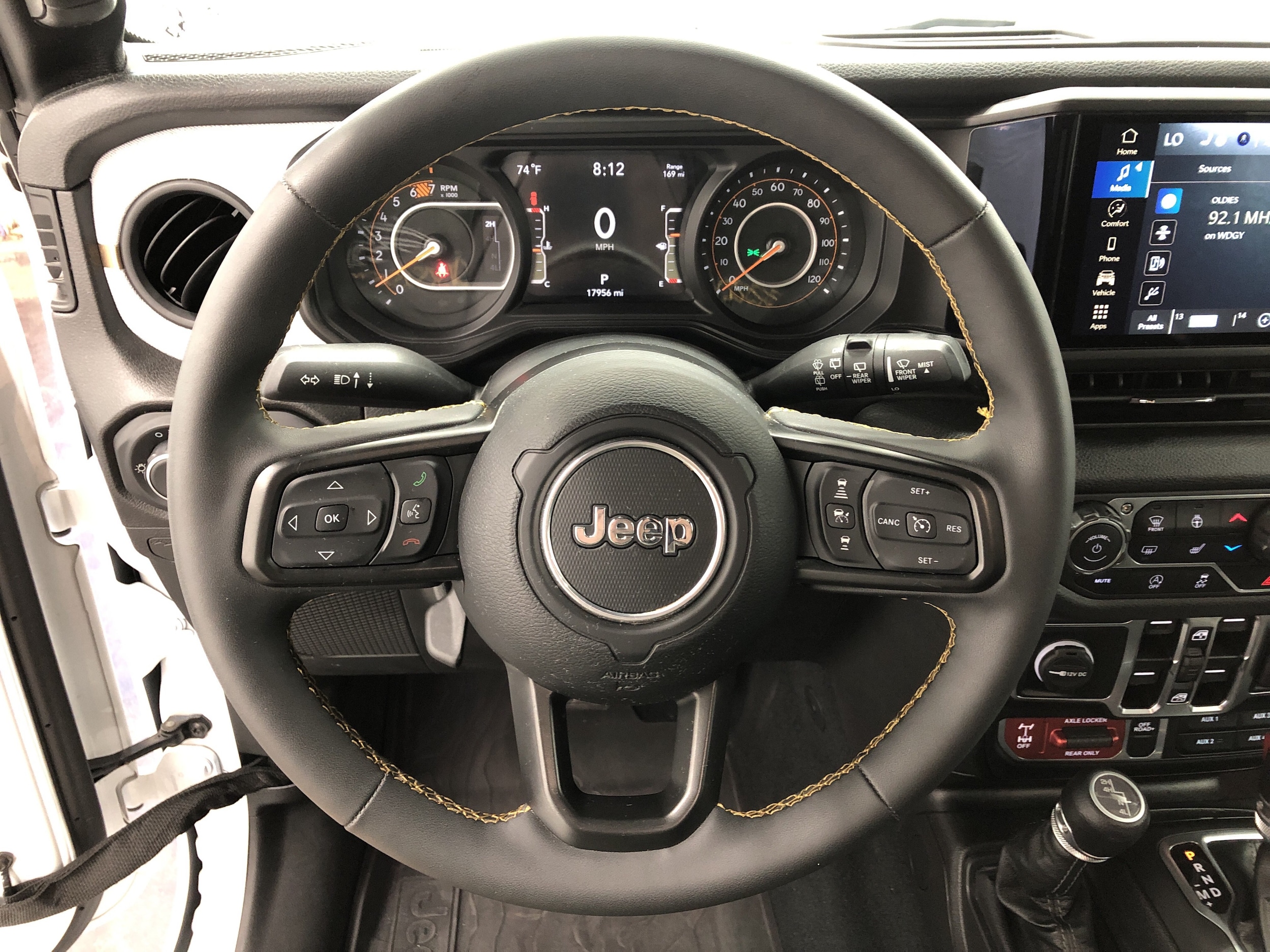 2024 Jeep Wrangler 4-Door Willys - Photo 12