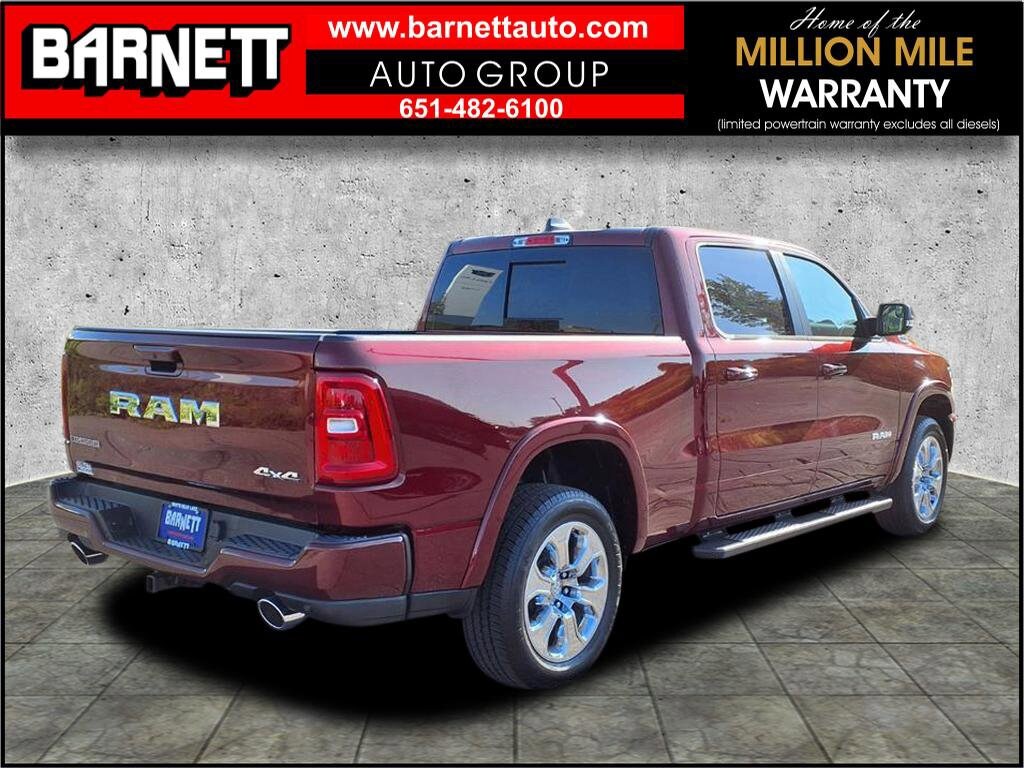 New 2025 Ram 1500 BIG HORN CREW CAB 4X4 6'4 BOX Pickup