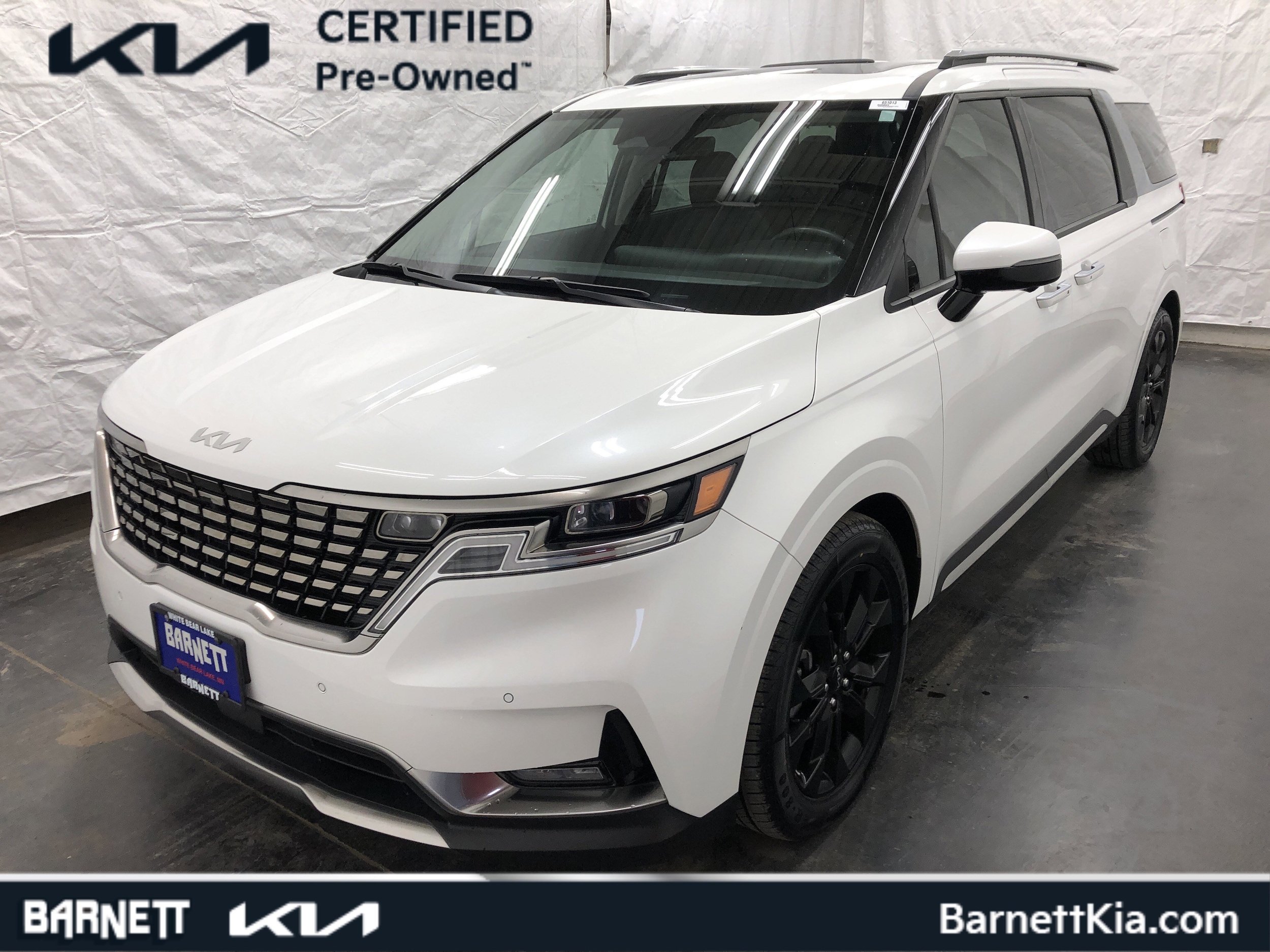 2024 Kia Carnival SX Prestige's photo