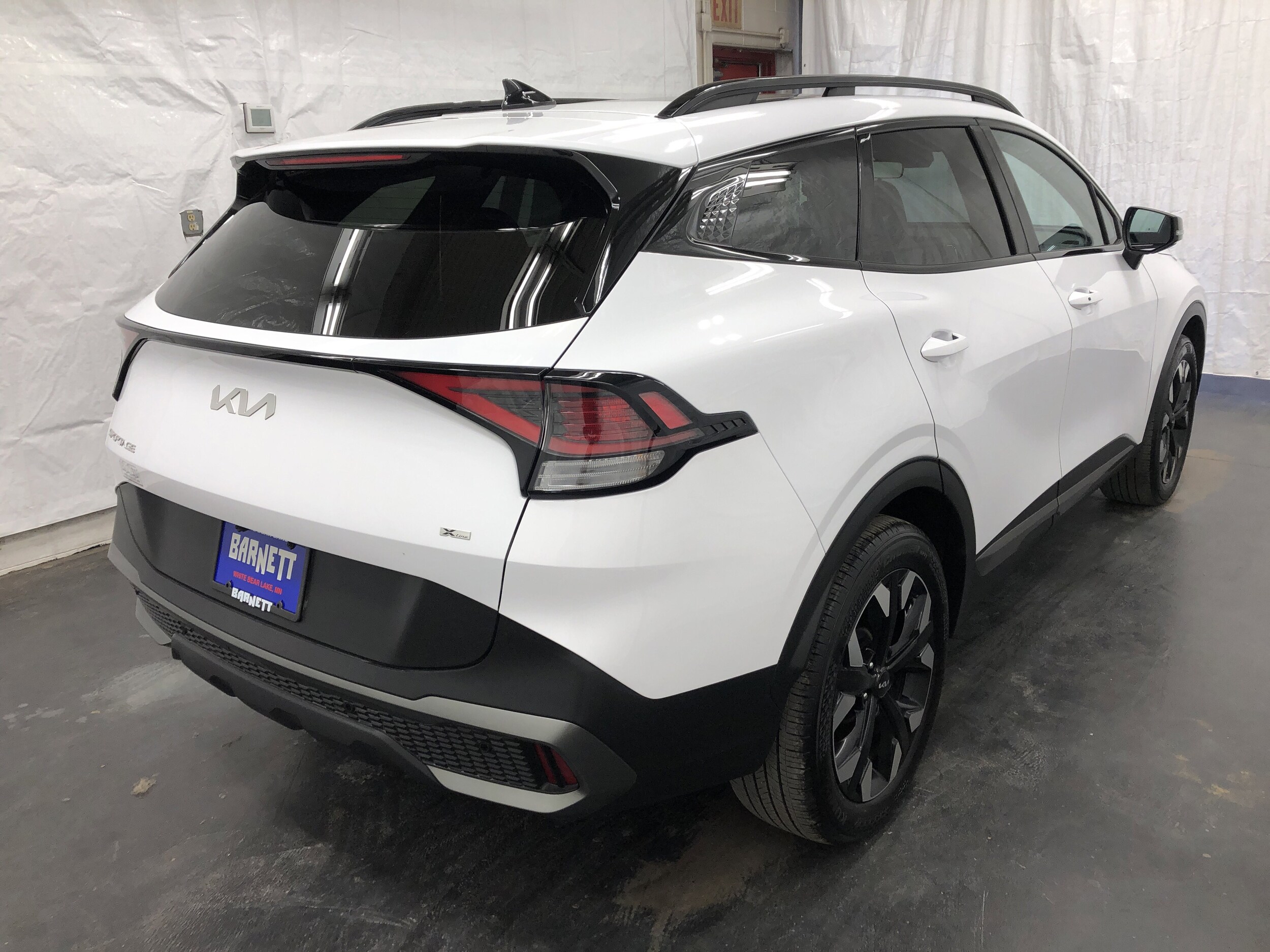 2023 Kia Sportage X-Line photo 2