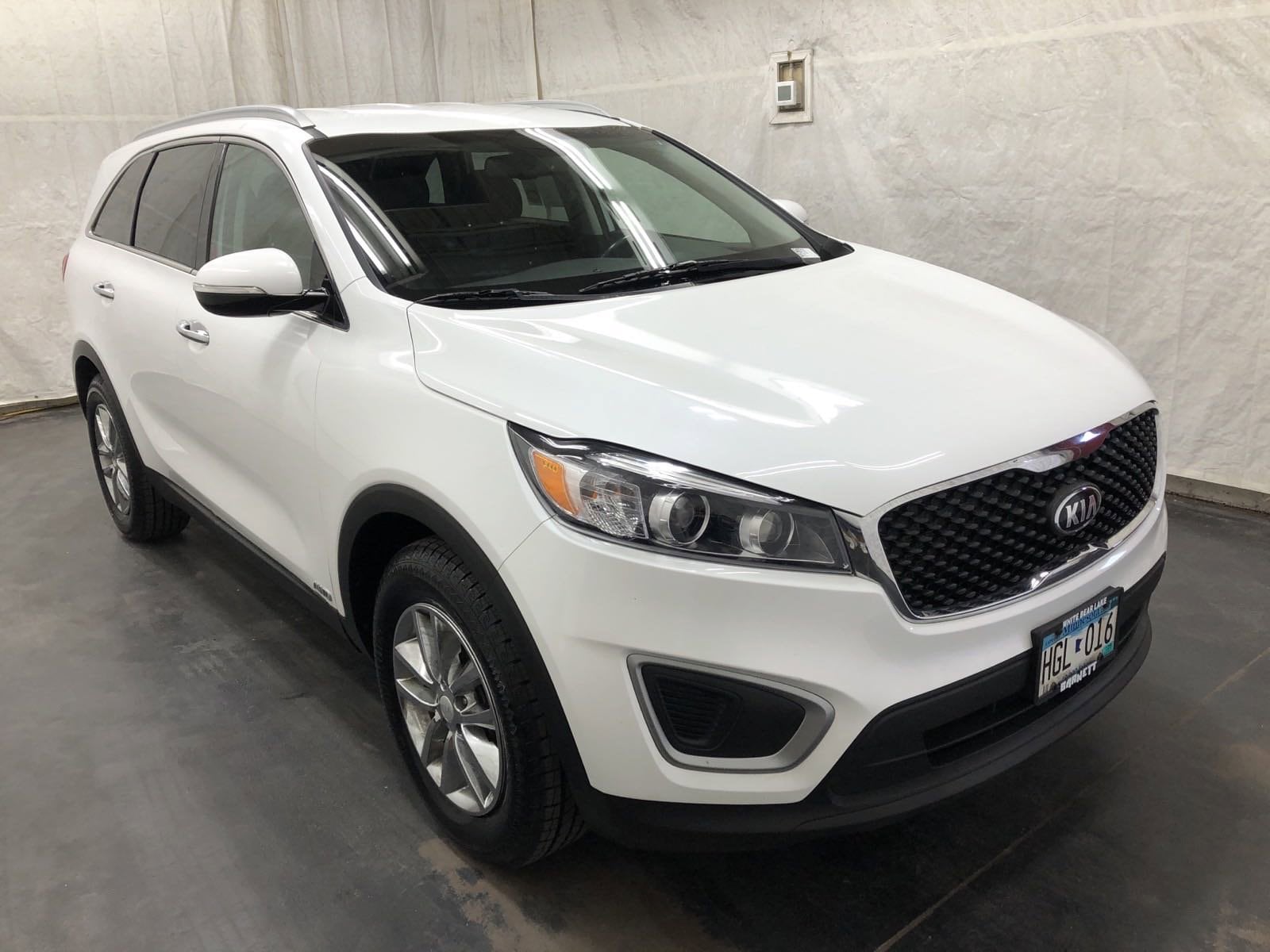 Used 2018 Kia Sorento LX with VIN 5XYPGDA36JG413370 for sale in White Bear Lake, Minnesota