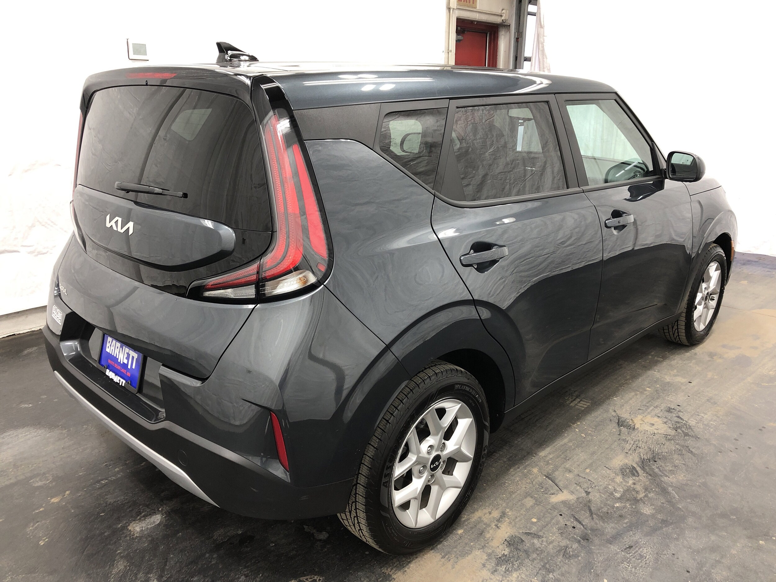 2023 Kia Soul S photo 3