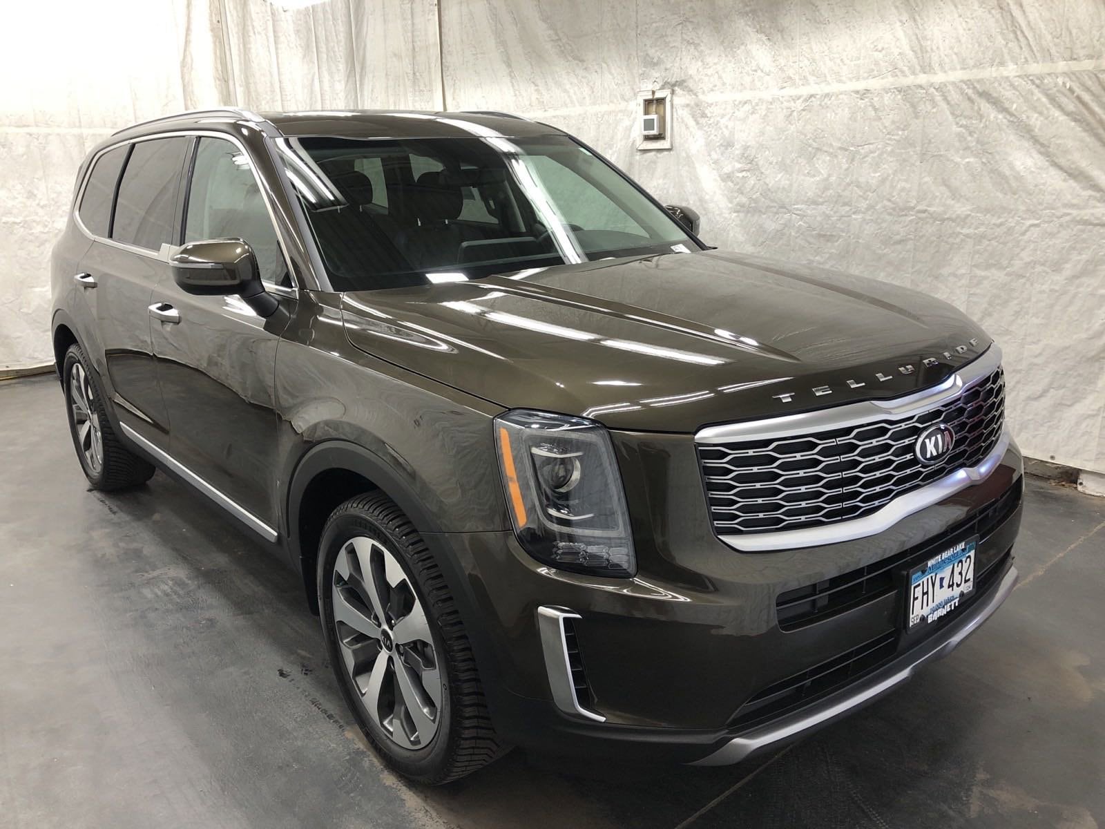 Used 2021 Kia Telluride S with VIN 5XYP6DHC9MG115487 for sale in White Bear Lake, Minnesota