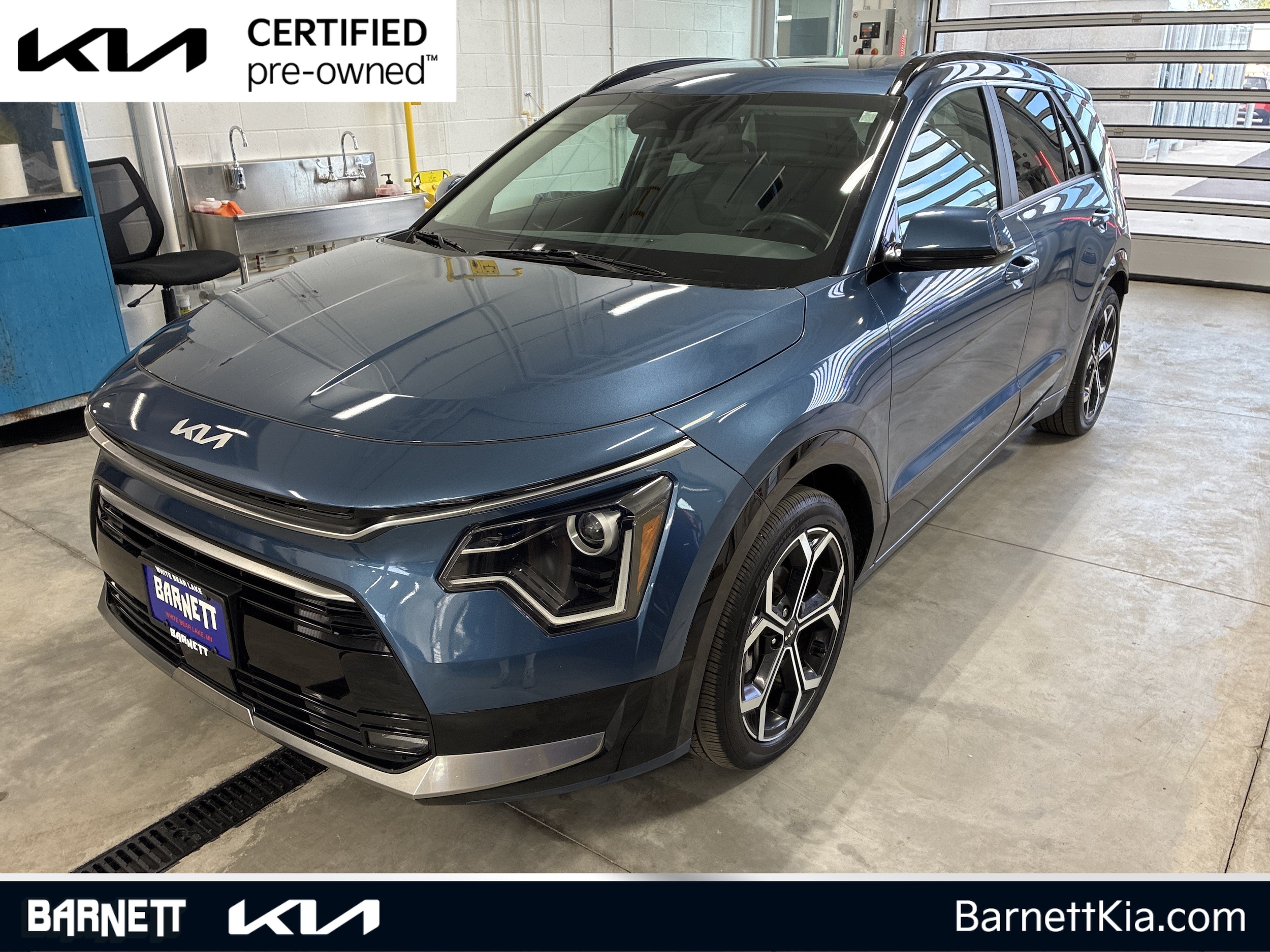 Certified 2023 Kia Niro EX Touring with VIN KNDCR3LE8P5111940 for sale in White Bear Lake, Minnesota