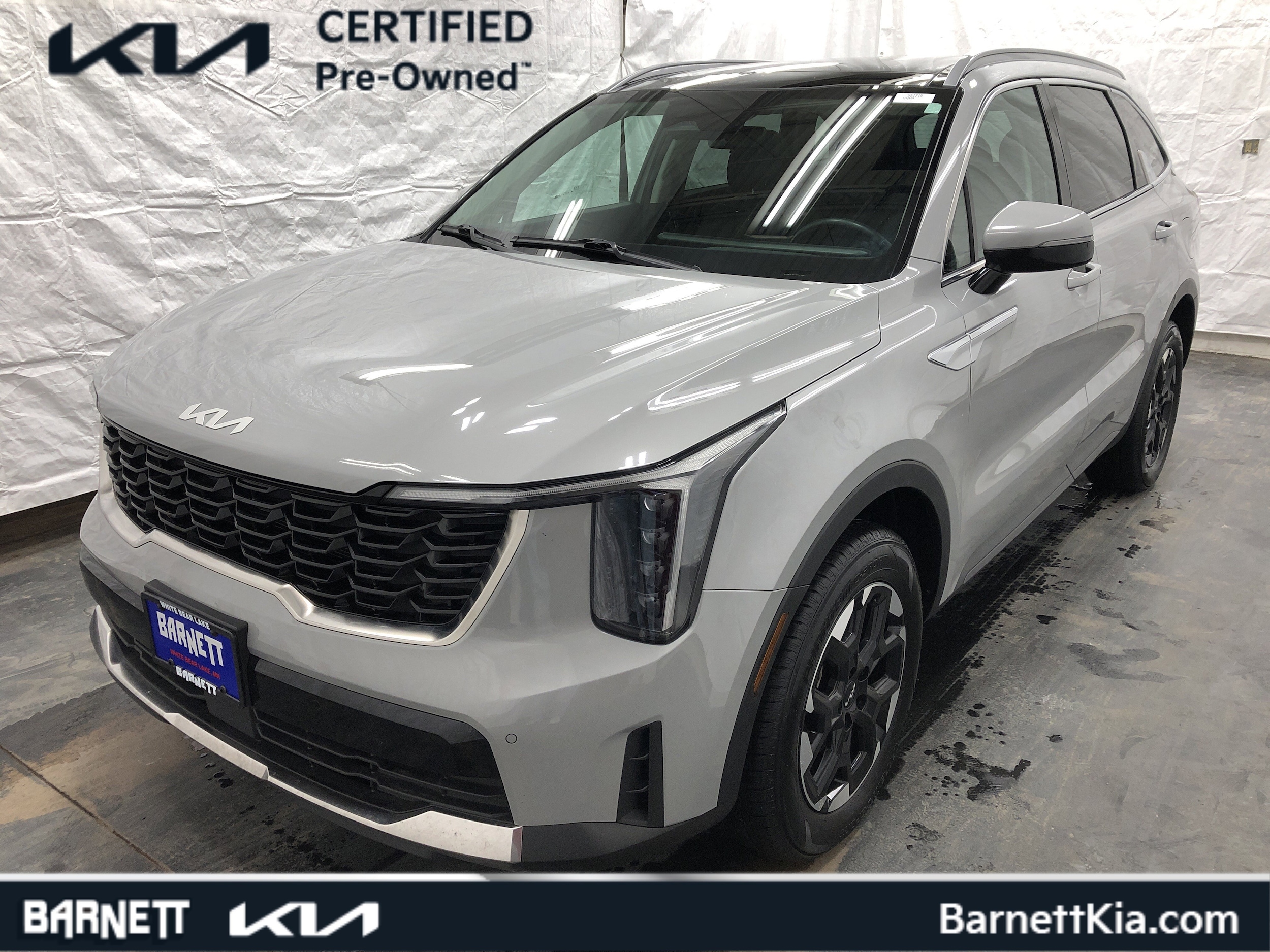 2024 Kia Sorento S's photo