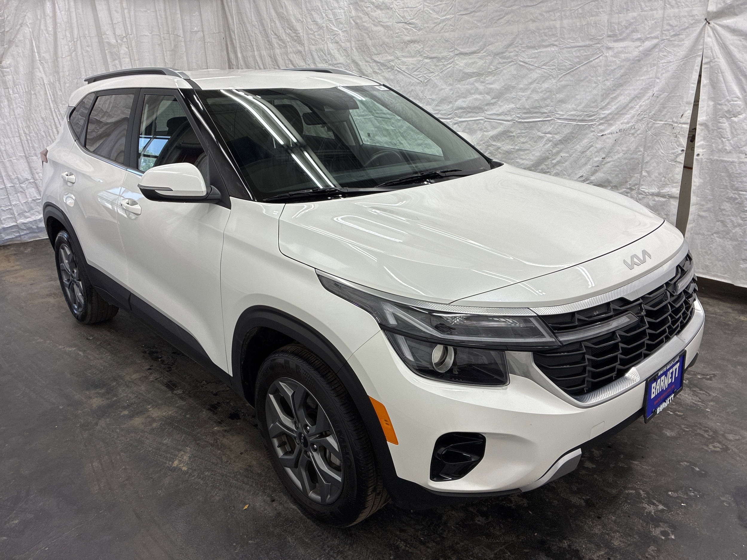 Certified 2024 Kia Seltos S with VIN KNDEUCAA3R7528171 for sale in Saint Paul, Minnesota