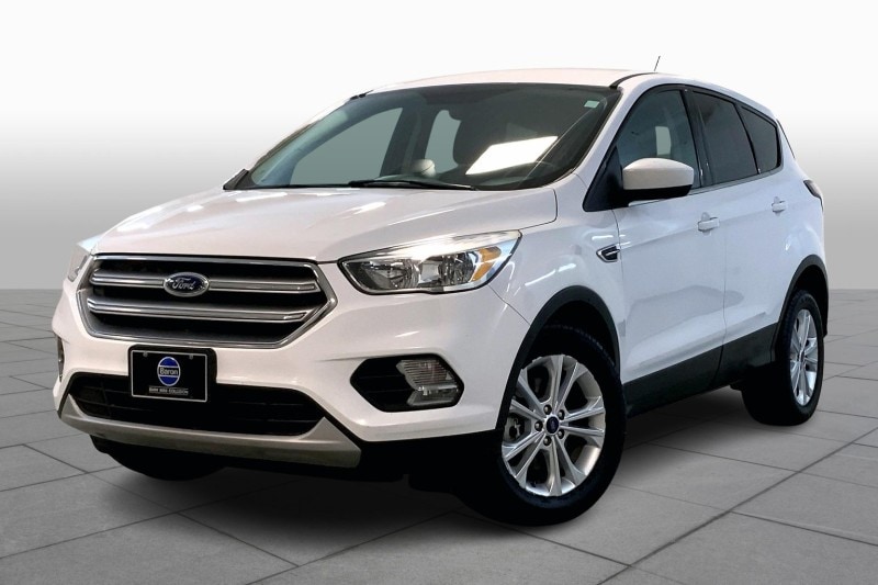 2017 Ford Escape SE's photo