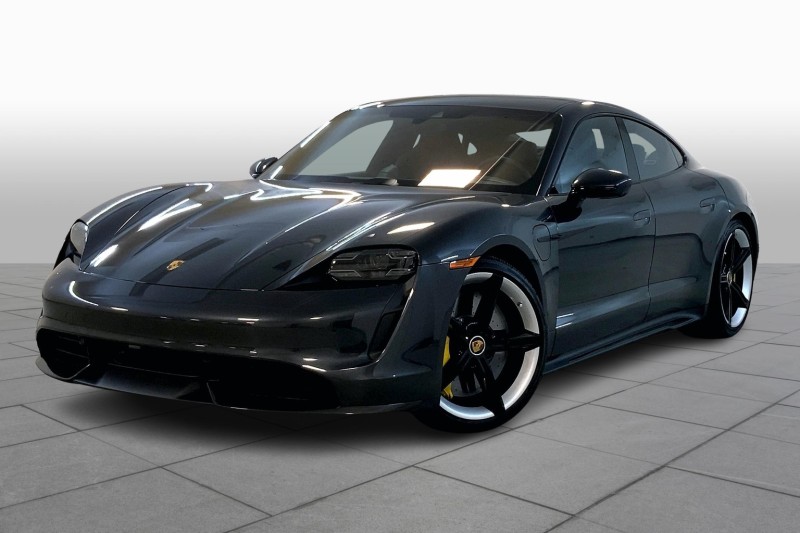 2020 Porsche Taycan Turbo's photo