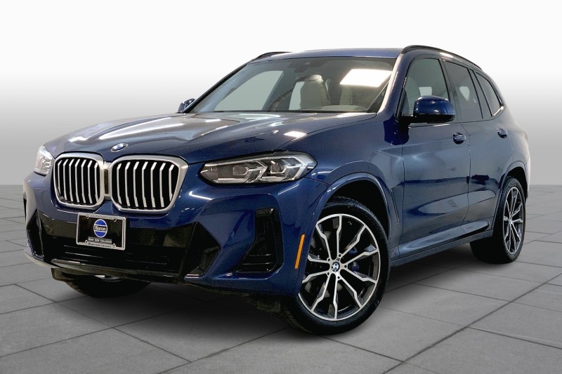 2022 BMW X3 30i's photo
