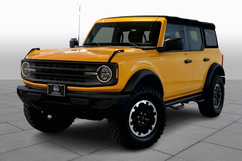 2022 Ford Bronco 4-Door Base's photo