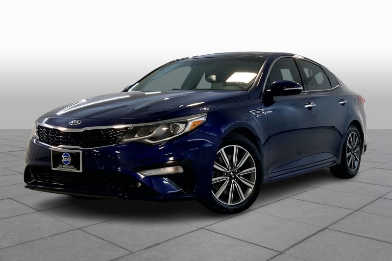 2019 Kia Optima EX's photo