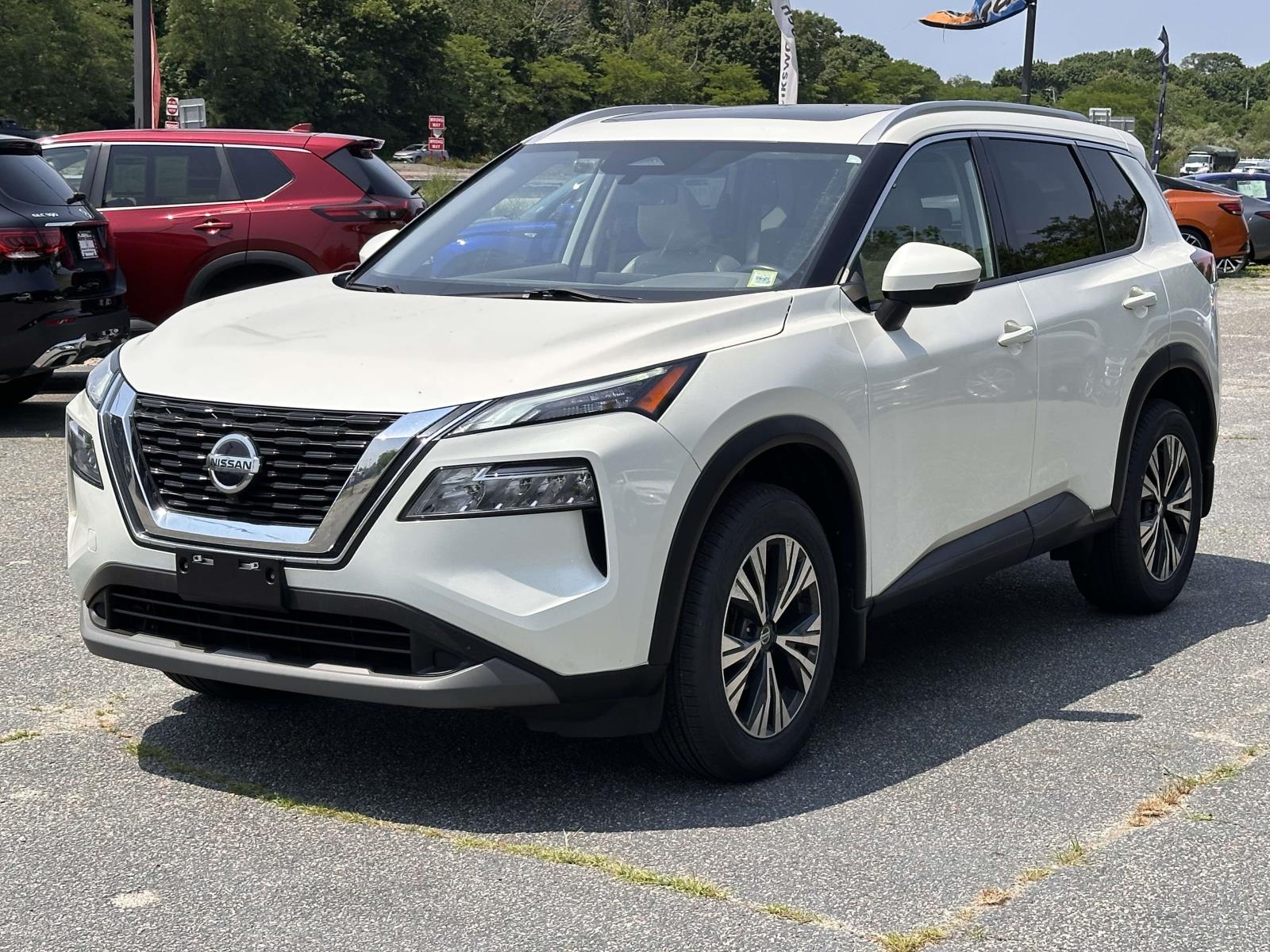 Used 2021 Nissan Rogue SV with VIN JN8AT3BB6MW222304 for sale in Patchogue, NY