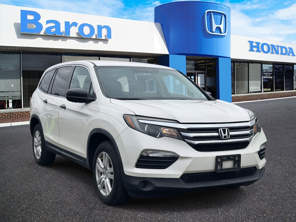 Used 2018 Honda Pilot LX AWD SUV