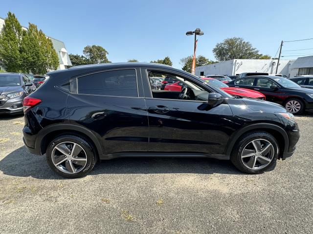 Used 2022 Honda HR-V EX with VIN 3CZRU6H55NM736655 for sale in Patchogue, NY