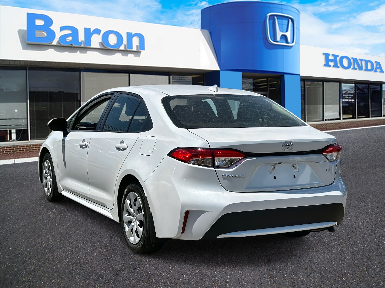 2022 Toyota Corolla LE photo 4