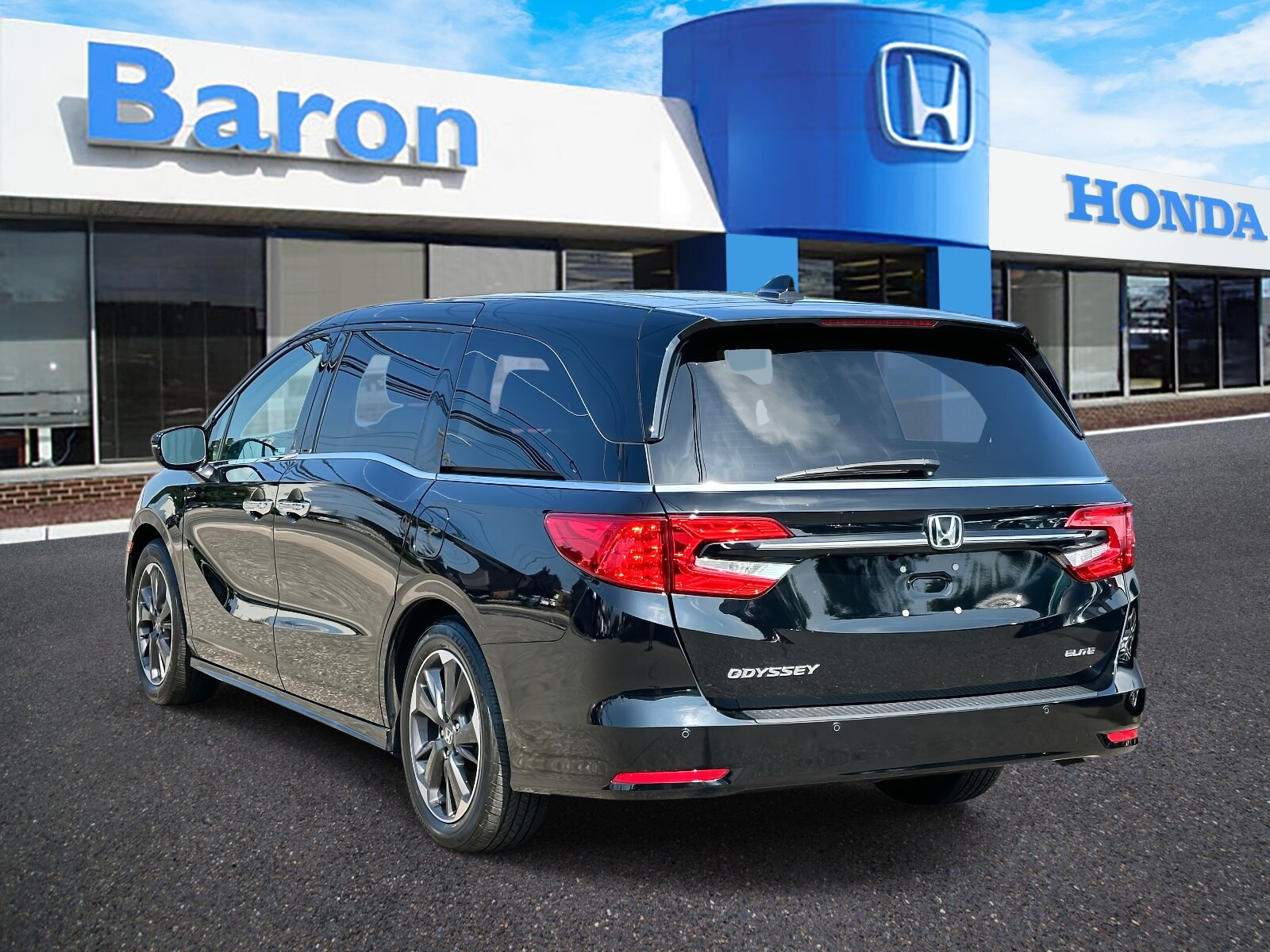 2022 Honda Odyssey Elite photo 4