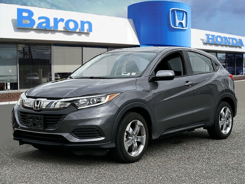 Used 2022 Honda HR-V LX with VIN 3CZRU6H36NM725713 for sale in Patchogue, NY