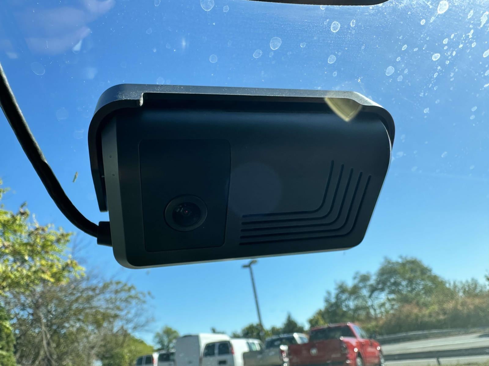 2021 Toyota RAV4 XLE - Photo 21