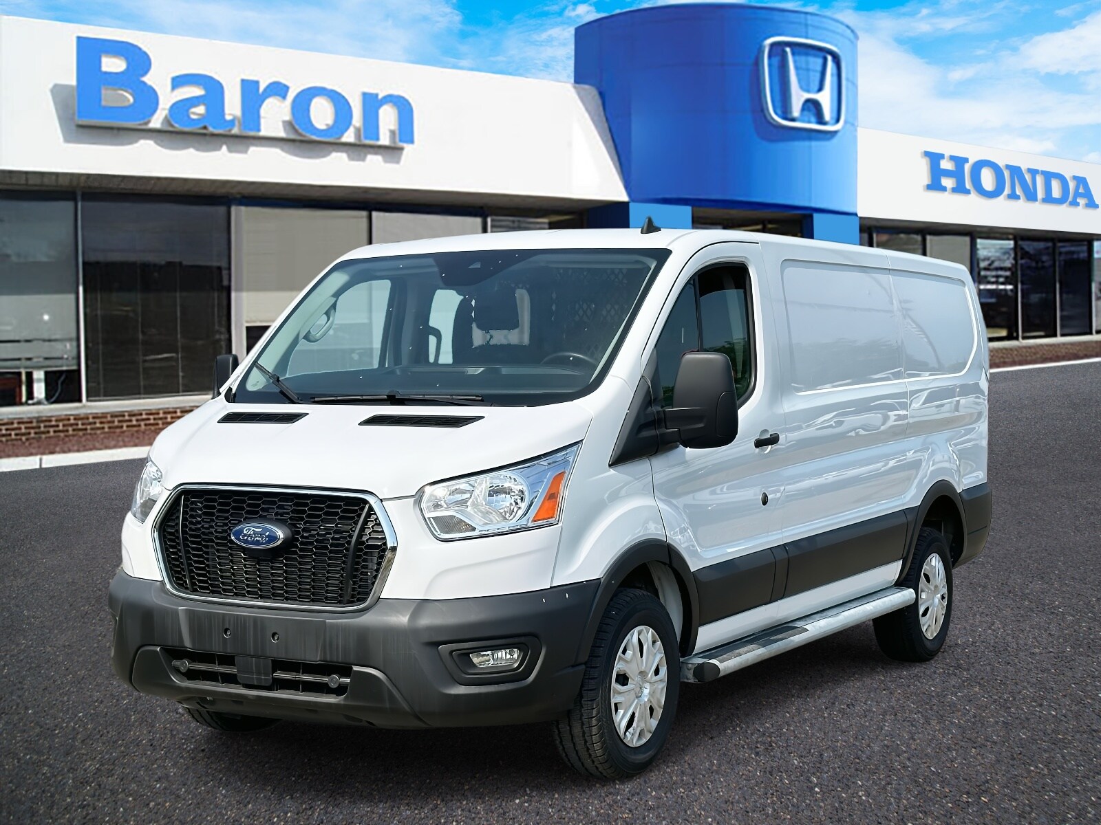 2022 Ford Transit photo 2