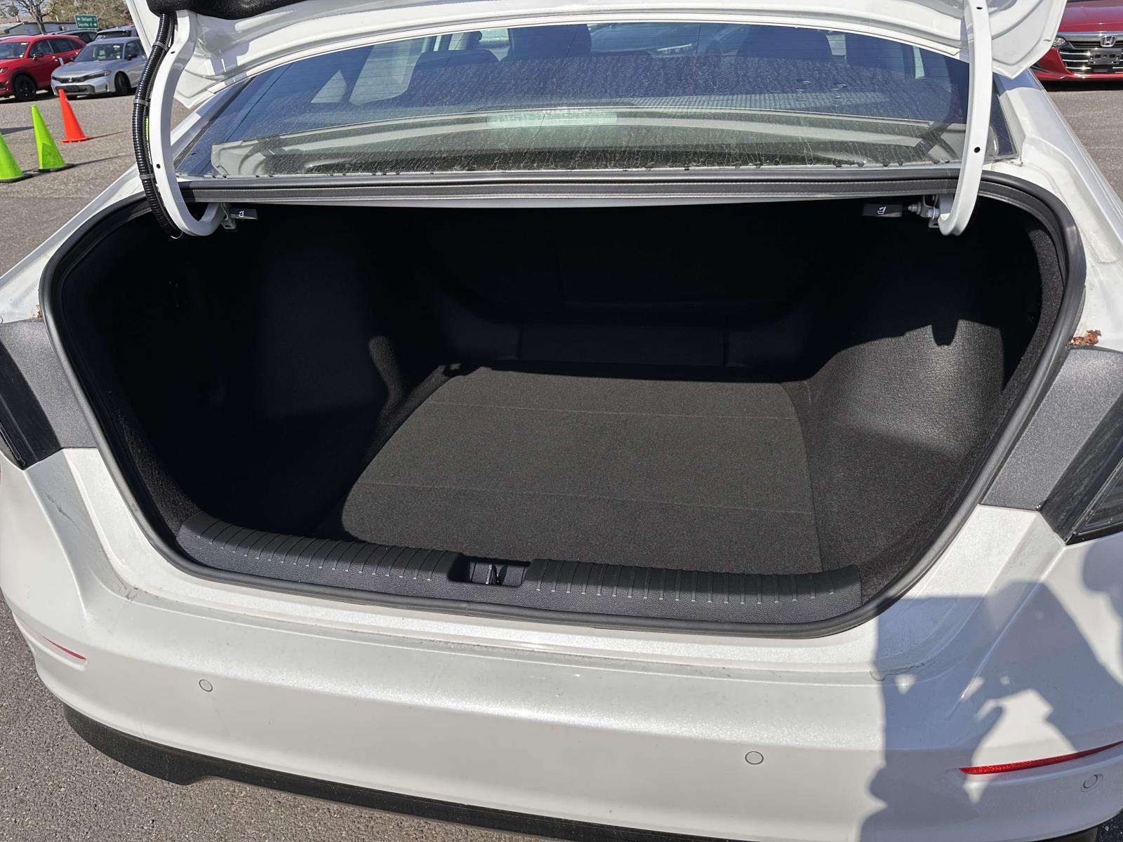 2025 Honda Accord Hybrid EX-L - Photo 7