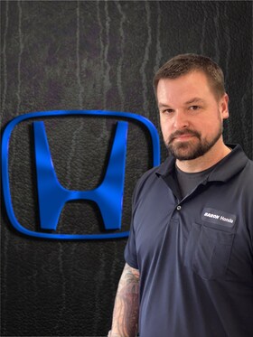 Staff member John Kaminski from ID_616a73d916d3