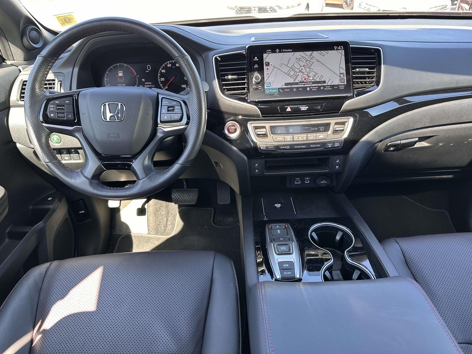 2025 Honda Ridgeline Black Edition - Photo 17