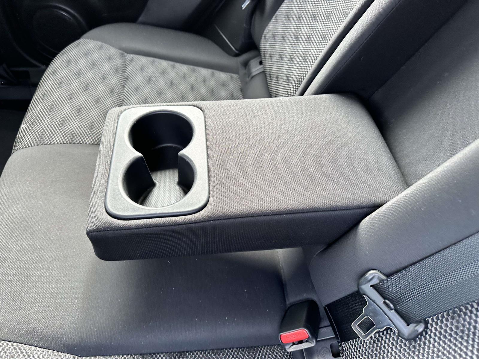 2021 Nissan Rogue Sport SV - Photo 13