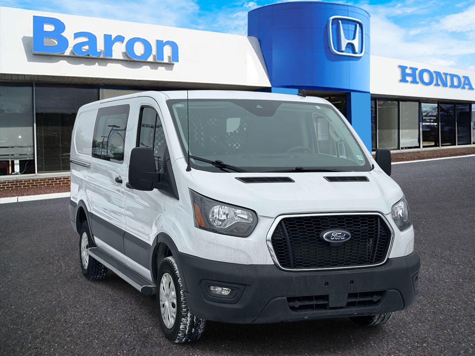 2023 Ford Transit Base's photo