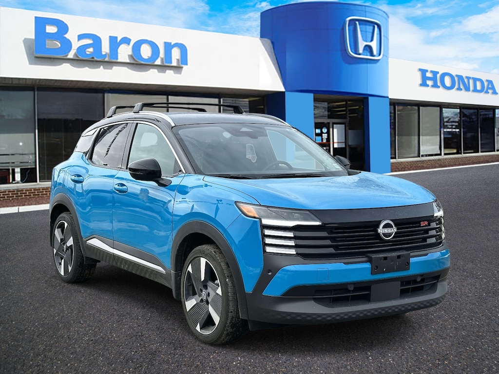 Used 2025 Nissan Kicks SR SUV