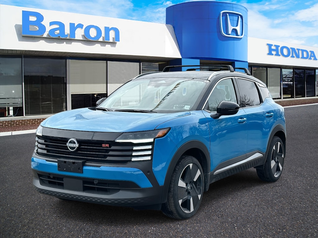 Used 2025 Nissan Kicks SR SUV