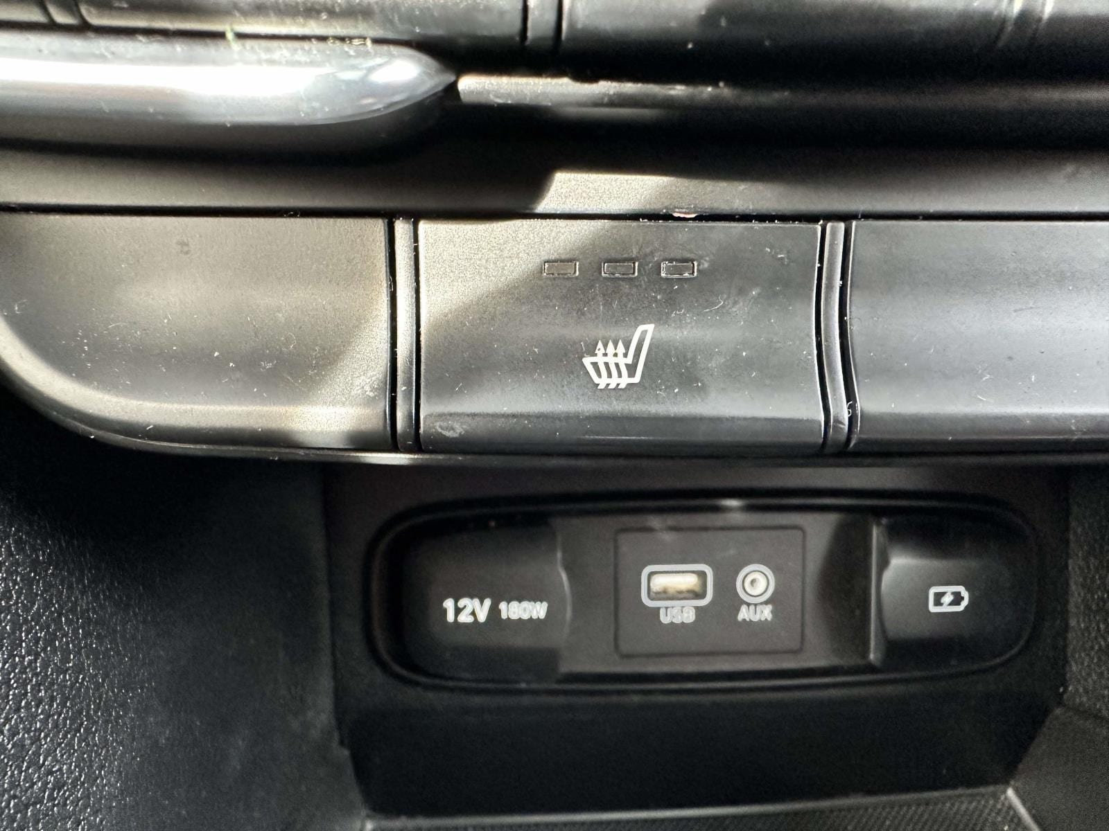 2019 Hyundai Santa Fe Limited - Photo 25