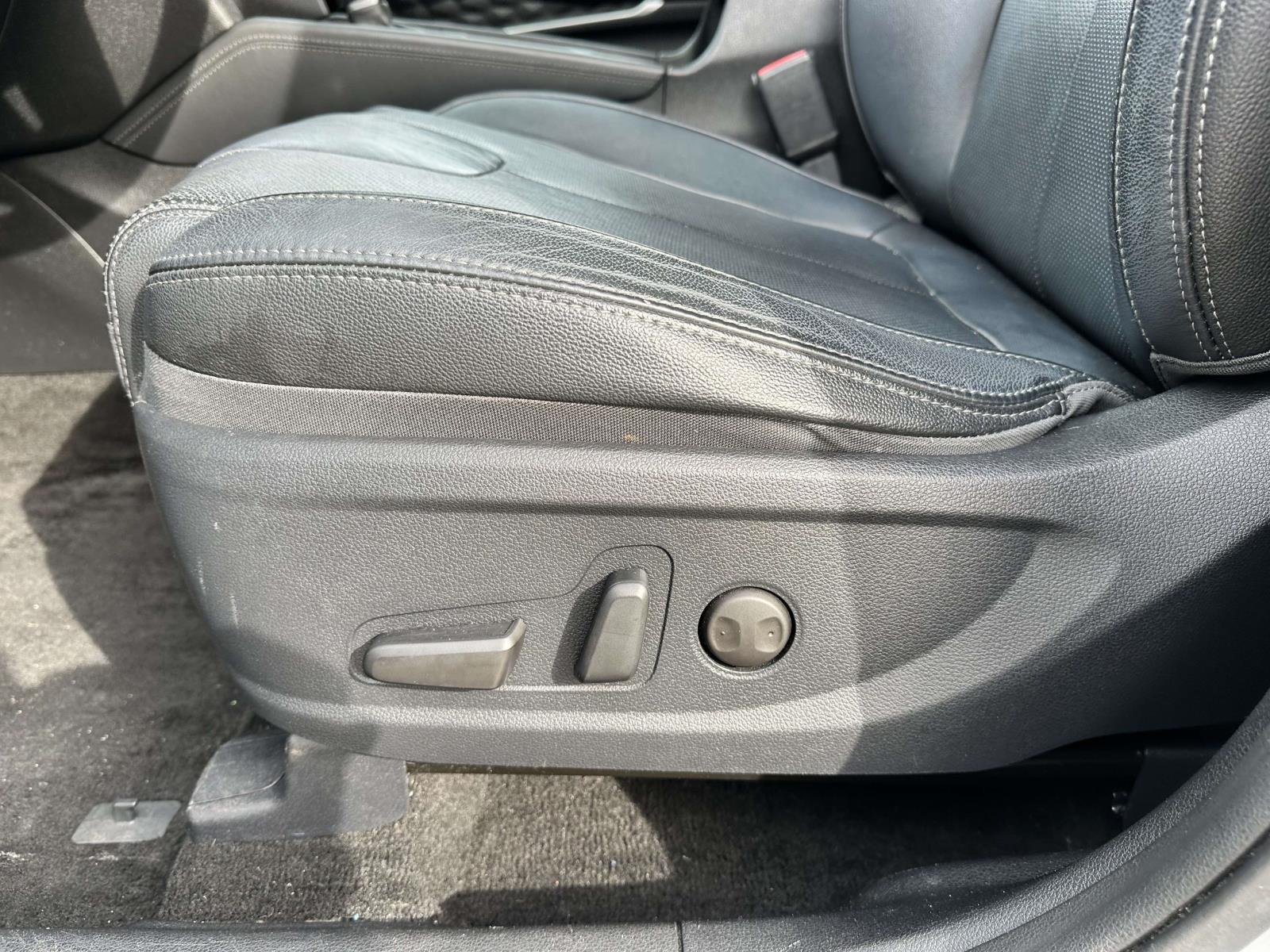 2019 Hyundai Santa Fe Limited - Photo 10