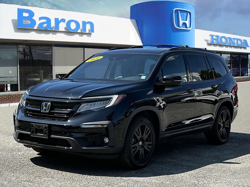 Used 2021 Honda Pilot Black Edition with VIN 5FNYF6H76MB042962 for sale in Patchogue, NY