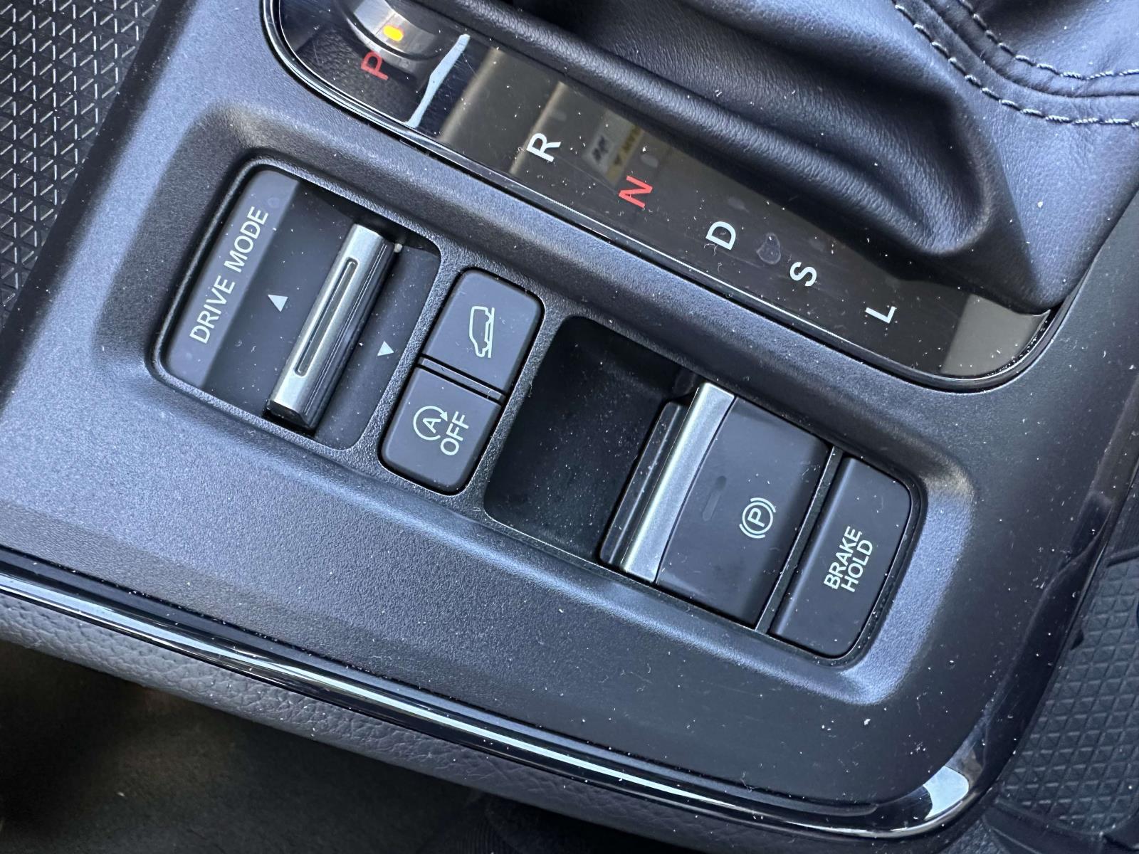2025 Honda CR-V LX - Photo 26