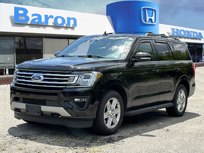 Used 2020 Ford Expedition XLT with VIN 1FMJU1JT2LEA94909 for sale in Patchogue, NY