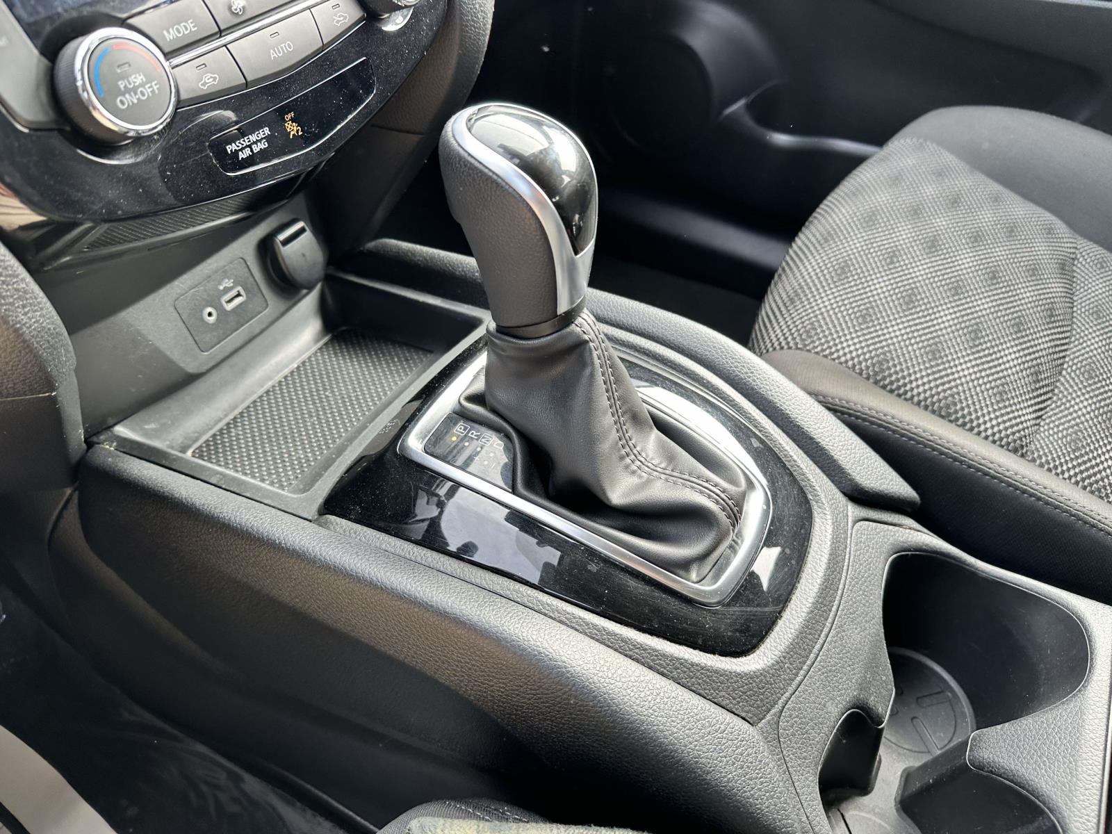 2021 Nissan Rogue Sport SV - Photo 25