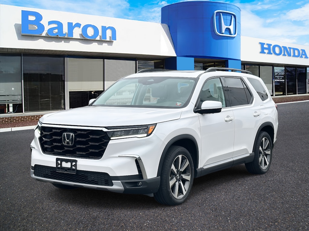 Used 2023 Honda Pilot Elite SUV