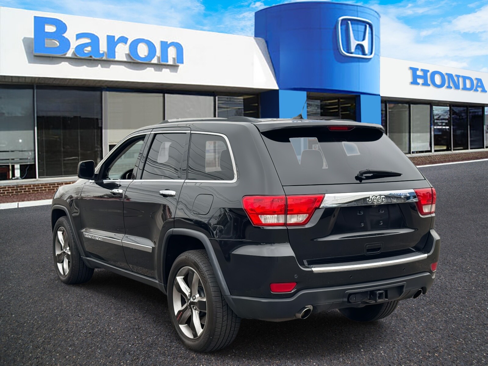 2013 Jeep Grand Cherokee Limited photo 3