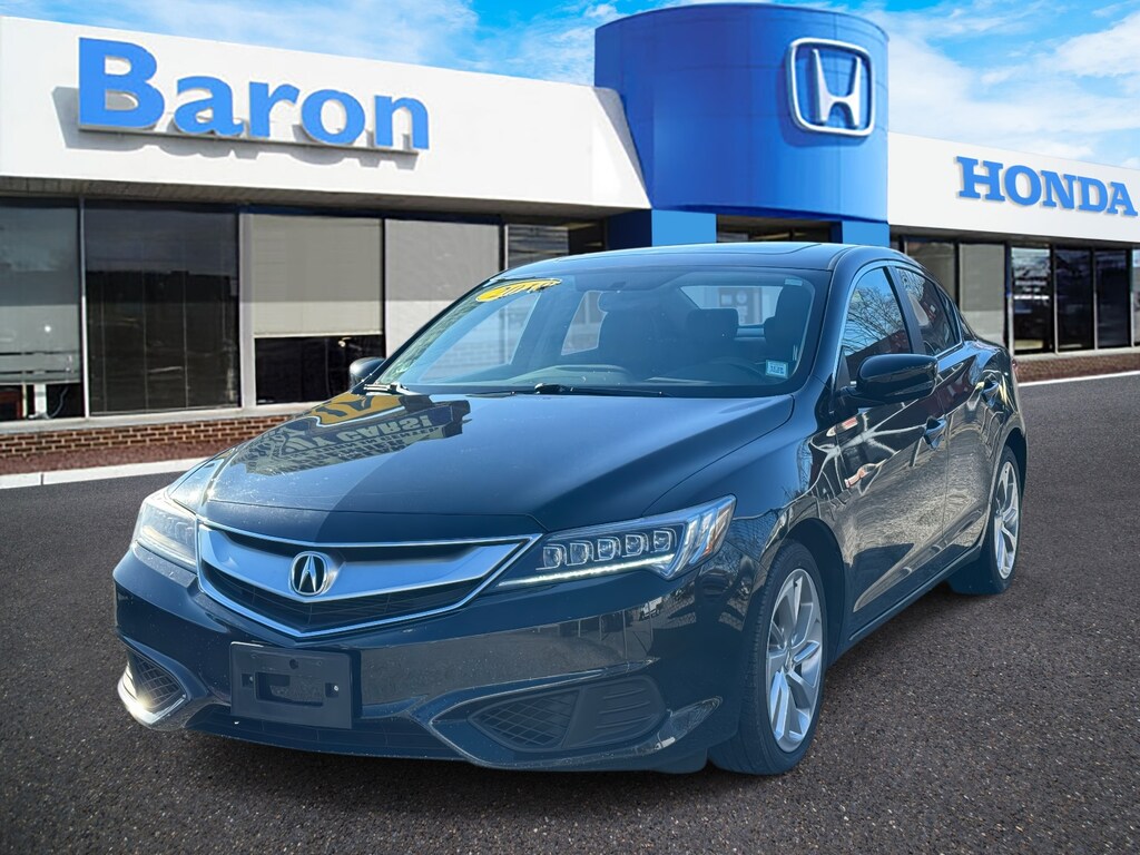 Used 2018 Acura ILX AcuraWatch Plus Sedan